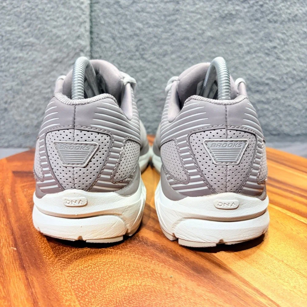 Brooks Addiction Walker 2 Grey White Walking Shoes 1203081D094 Womens 8.5 Wide D